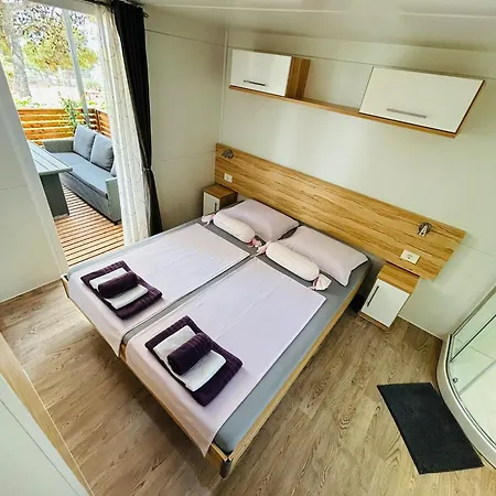 Family Claudia * Макарска